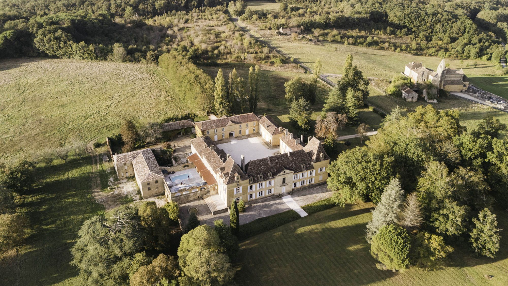 partenaire CHATEAU STE CROIX PHOTO PRINCIPALE DU LIEU get married by ds